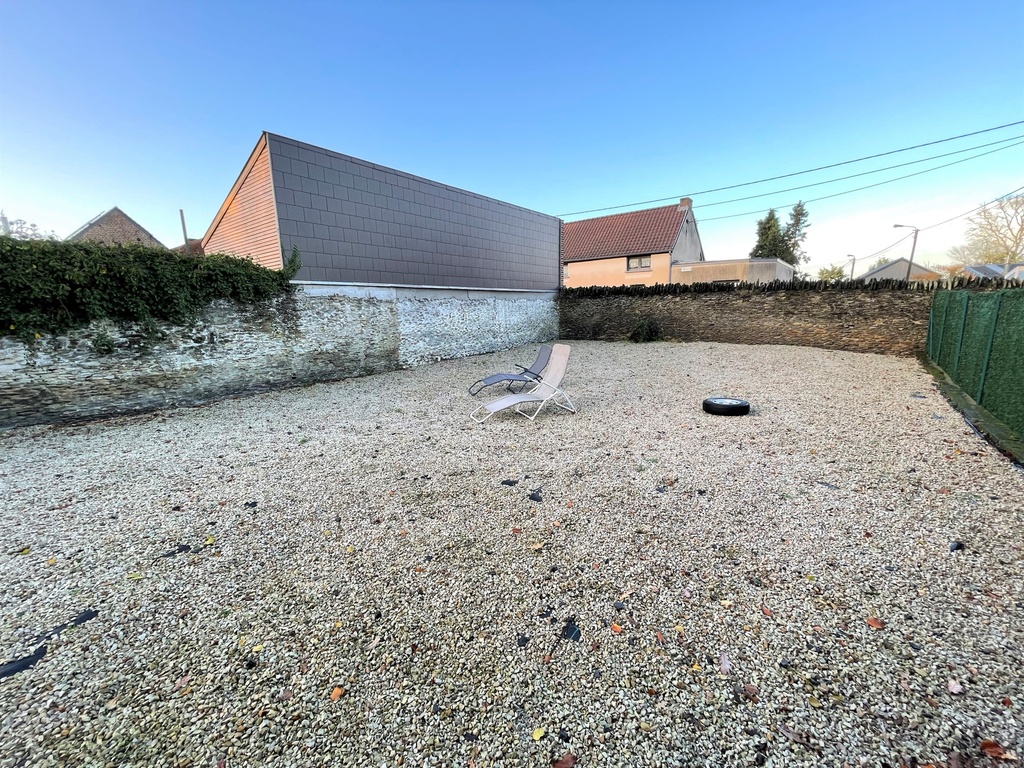 NOUVEAU : A LOUER à BLATON : Jolie maison rénovée avec 2 chambres et jardin