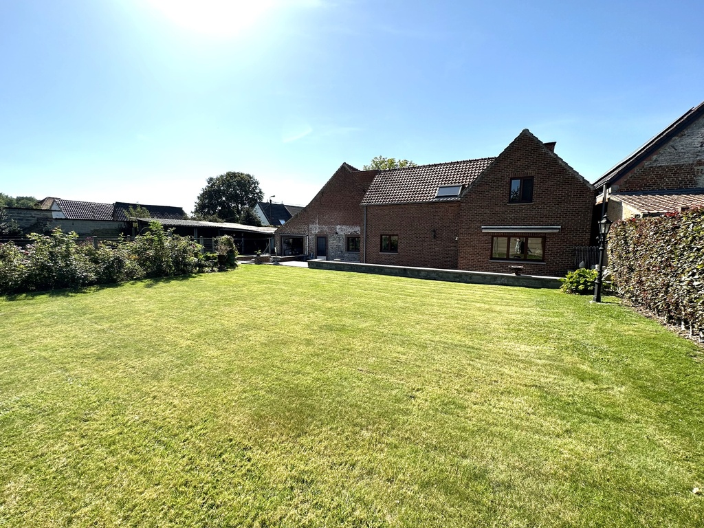 A VENDRE à RAMEGNIES : Maison 3 à 4ch avec jardin et garage