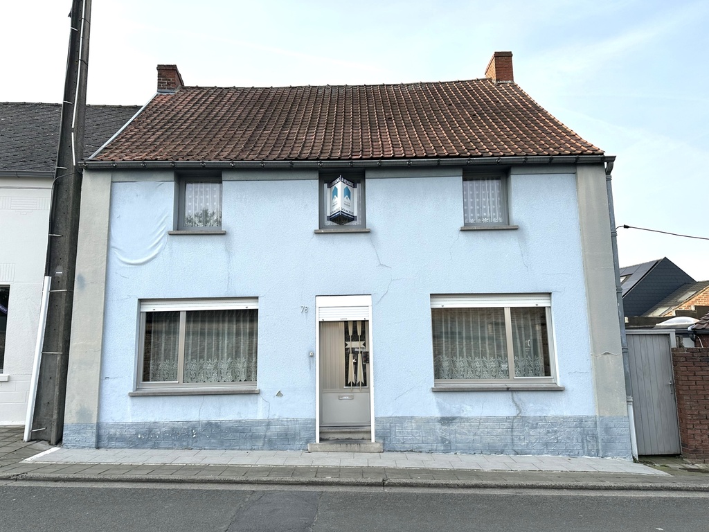 SOUS-OPTION / Bonne maison 3 ch. avec passage latéral et jardin