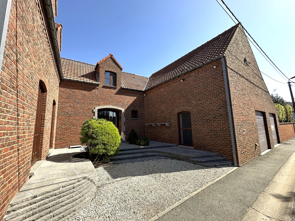 VENDU à RAMEGNIES : Maison 3 à 4ch avec jardin et garage