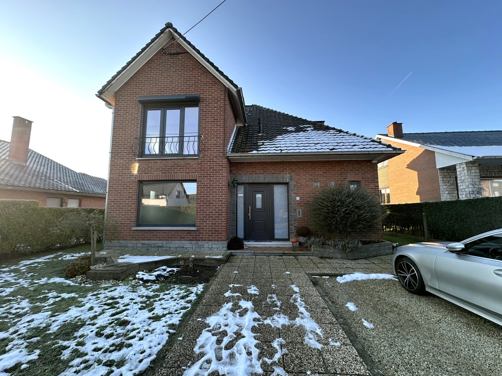 NOUVEAU/ A VENDRE à QUEVAUCAMPS (7972) : Villa rénovée 3ch. avec jardin